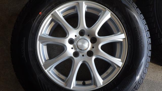 デリカD5等に ２０２４年製 10~10.5mm山！ダンロップWINTER MAXX SJ8 215/70R16 100Q 16x6.5J 114.3-5H ET40 ４本セット