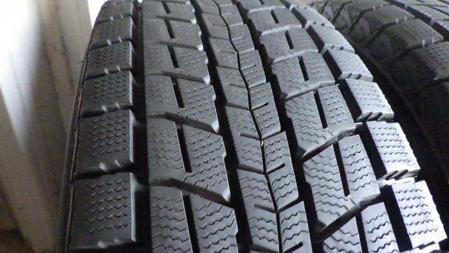 デリカD5等に ２０２４年製 10~10.5mm山！ダンロップWINTER MAXX SJ8 215/70R16 100Q 16x6.5J 114.3-5H ET40 ４本セット