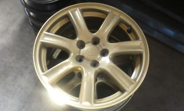 スバル純正16インチ