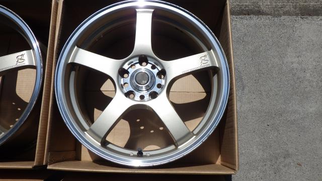 RAYS グラムライツ T57RC 18x7.5J ET48 114.3-5h ４本セット 080426