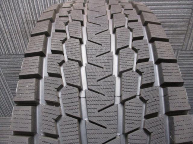 レイズ　デイトナ　RS　D108 グロッシーブラック　18×8.5j（+52）6H-139.7/ 265/70Ｒ18（ヨコハマ　ジオランダー　G075)美品　タイヤバリ山　2025年製造