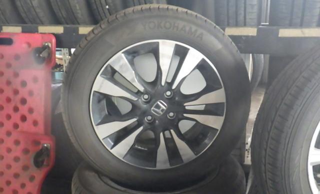 ヨコハマ 185/60R15