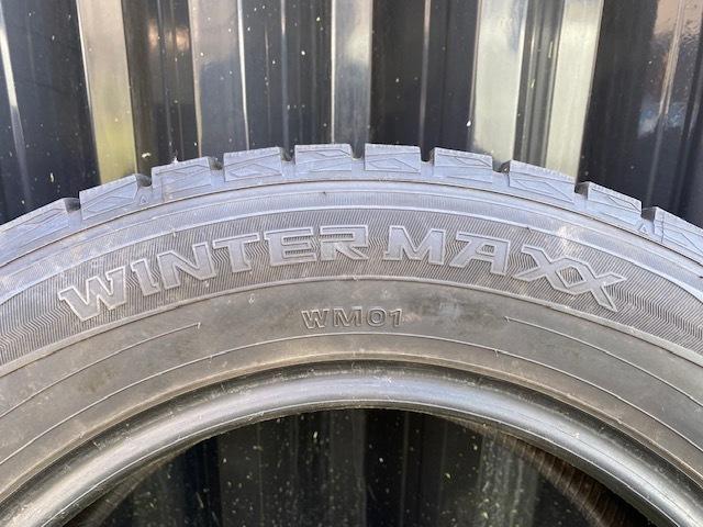 215/60R16 ダンロップ ウインターMAXX 4本