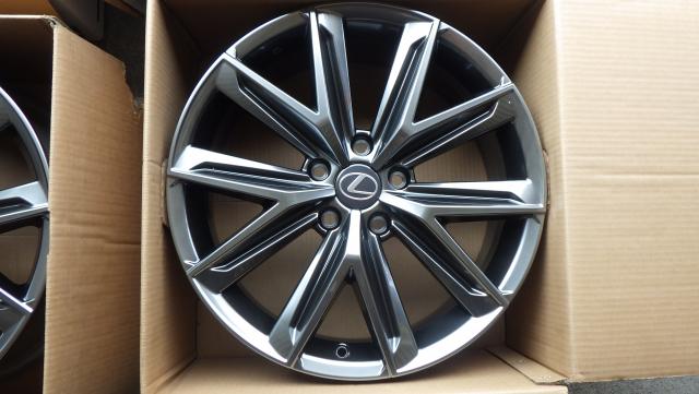 18×7J 5H/114.3 40  レクサスLBX純正　新車外し 18ｘ7J ET40 5H114.3 ４本セット