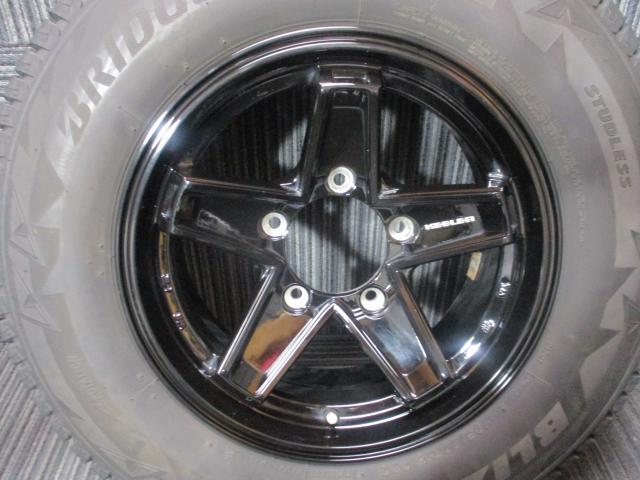 ウェッズ　キーラー　タクティクス　15×6J（0）5H-139.7/　195/80R15（ブリヂストン　ブリザック　DM-V2）美品　タイヤバリ山　2023年製造