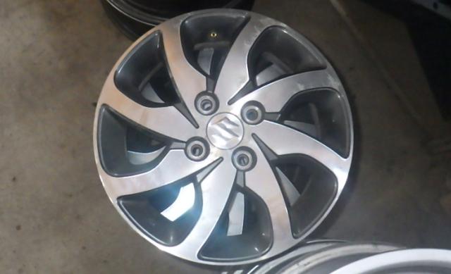 スズキ純正 4.5J-15 100 4穴 +45