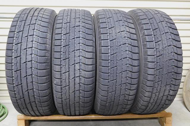 215/70R16 トーヨー トランパスTX