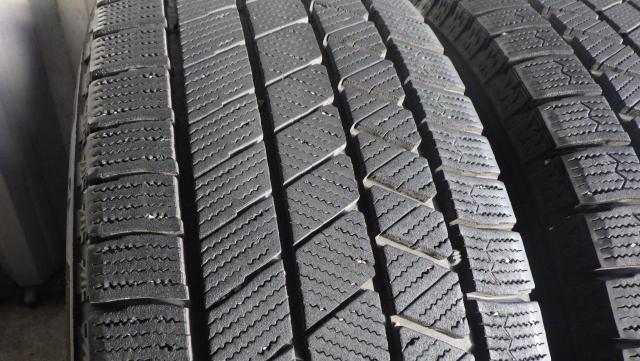 2022年製8.5分山前後 ブリヂストン ブリザック VRX3 215/65R16 98Q 中古４本セット 081014