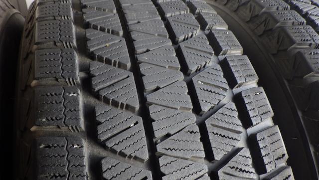 2021年製 9.3~9.5mm山！ブリジストン ブリザック DM-V3 265/65R17 112Q 中古４本セット 081014