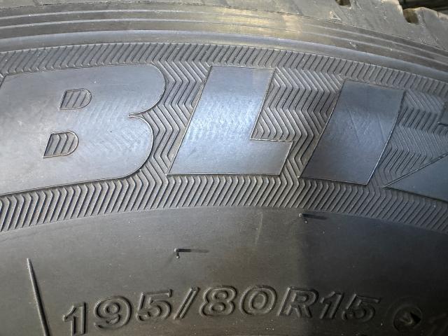 195/80R15 ブリジストン  スタッドレスタイヤ