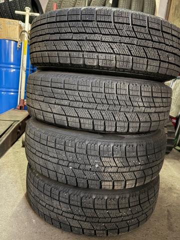 165/70R14 14インチスタッドレスタイヤ