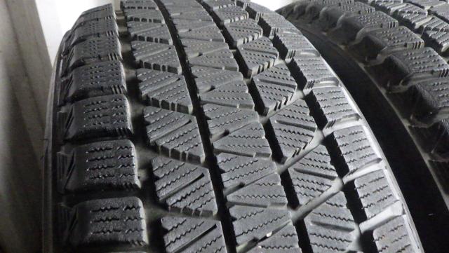 081021 2024年製 ブリジストン ブリザック DM-V3 235/55R20 102Q ４本セット