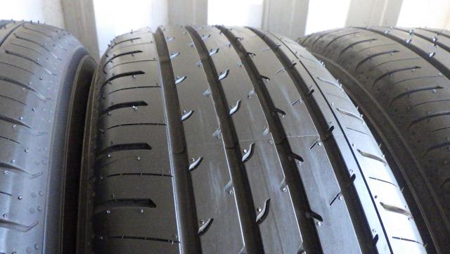081029　2026年製 アルファード 新車外し 225/60R18 100H ヨコハマ ADVAN V03