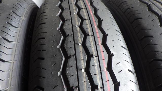  081029 2026年製ハイエース新車外し ブリヂストン エコピア RD613 195/80R15 107/105N LT