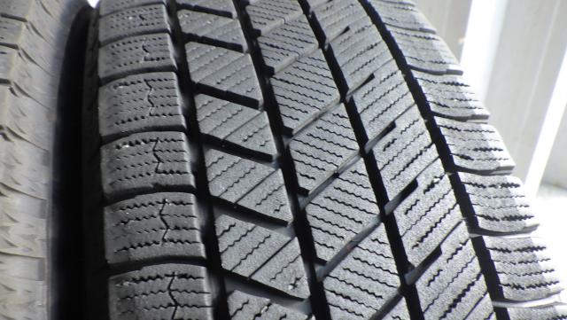 081030  2023年製 ブリヂストン ブリザックVRX3 175/65R15 84Q 中古4本セット