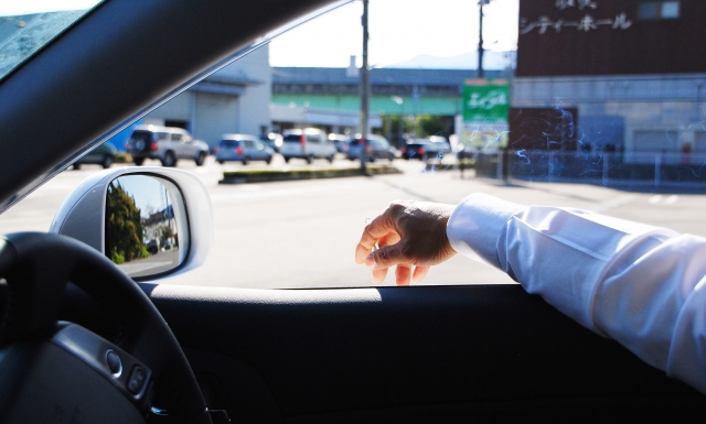 喫煙者必見 車で大活躍する喫煙グッズ特集 Carさっぽろ