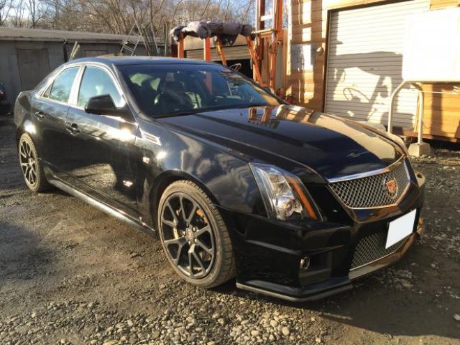 キャデラックCTS-V スーパーチャージャー 6200 4Dr