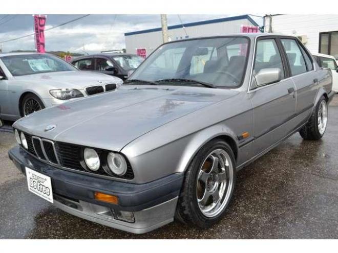 BMW3シリーズ 320i ローダウン 社外16インチ CDコンポ 2000 4SD