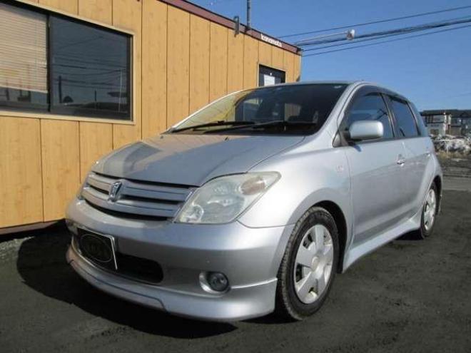 イスト1.5F 4WD ローダウン Eスタ付 5HB