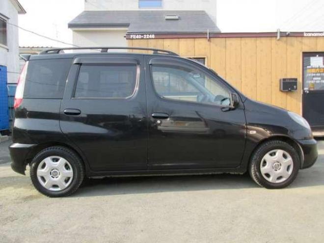 ファンカーゴ1.5 X 4WD 夏冬タイヤ Eスタ付 5HB