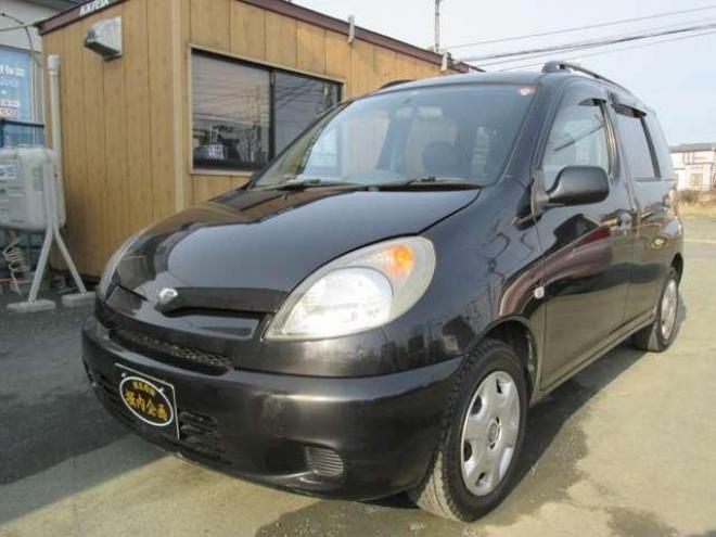 ファンカーゴ1.5 X 4WD 夏冬タイヤ Eスタ付 5HB