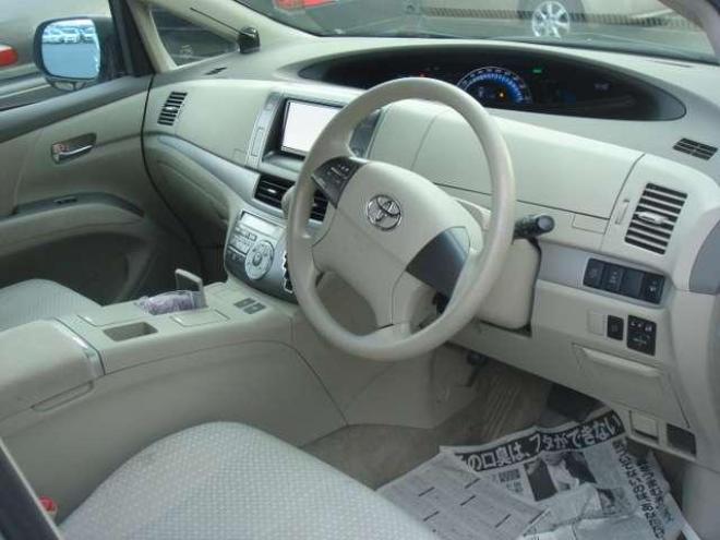 エスティマハイブリッド2.4 X 4WD 5Dr