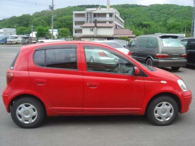 ヴィッツ1.3 F Lパッケージ 4WD 5HB