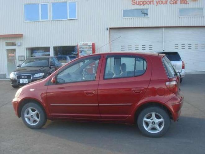 ヴィッツ1.3 クラヴィア 4WD マニュアル ワンオーナー 5HB