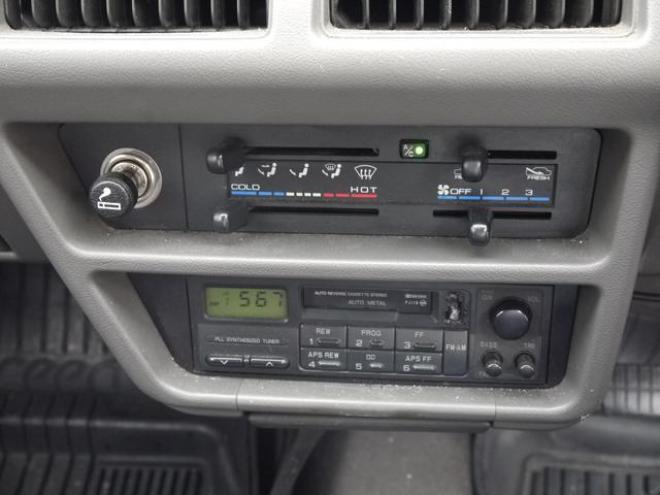 マーチｉｚ　２ＷＤ 1000