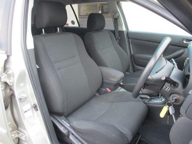 アベンシスワゴン2.0Xi 4WD 4WD 2000 5Dr