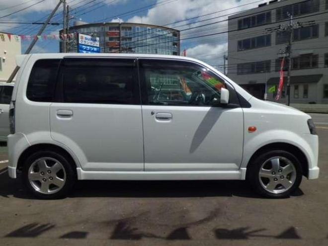 ekスポーツ660 RS 4WD 5HB