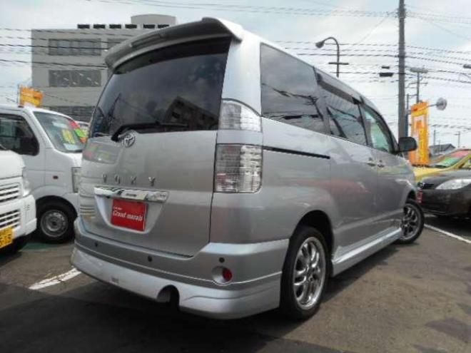 ヴォクシー2.0 X Vエディション 4WD 5Dr