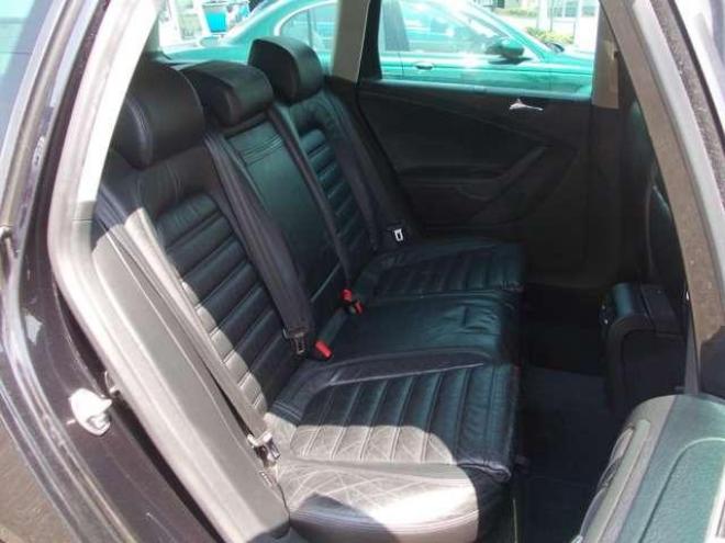 パサートヴァリアントV6 4モーション 4WD 3200 5WG