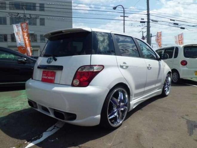 イスト1.5 F Lエディション 4WD 5HB