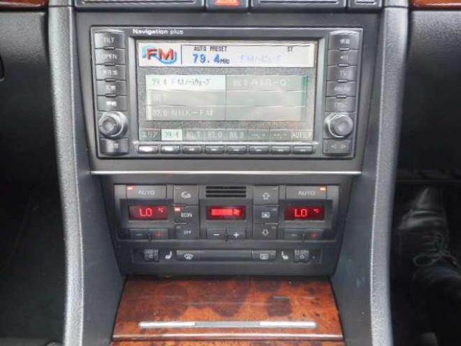 アウディA4アバント 1.8T クワトロ SE 4WD 5WG