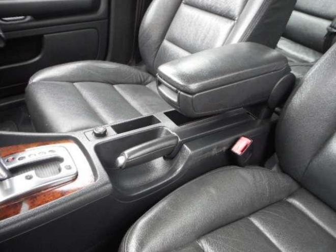 アウディA4アバント 1.8T クワトロ SE 4WD 5WG