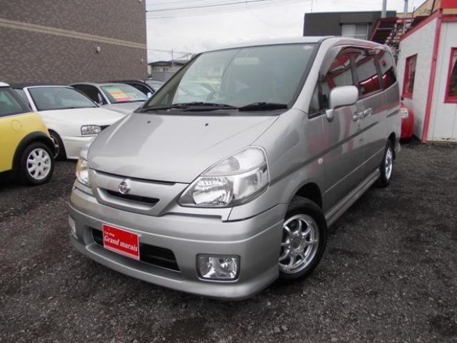 セレナ2.0 ハイウェイスター 4WD 5Dr