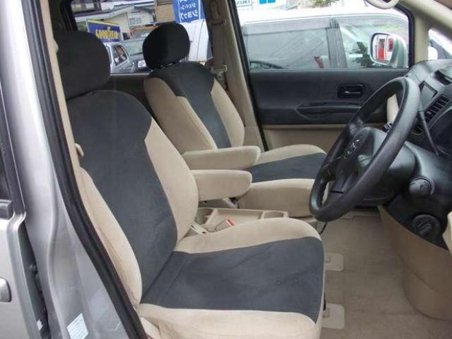 セレナ2.0 ハイウェイスター 4WD 5Dr