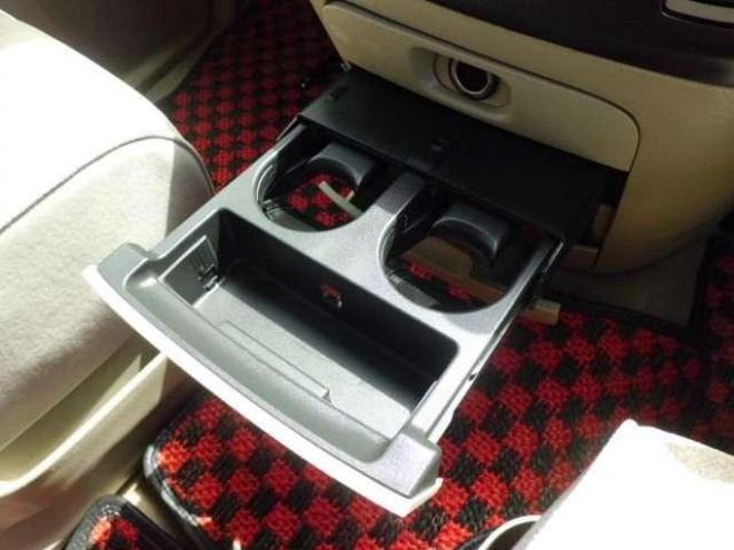 エルグランド3.5 V 70th-II 4WD 5Dr