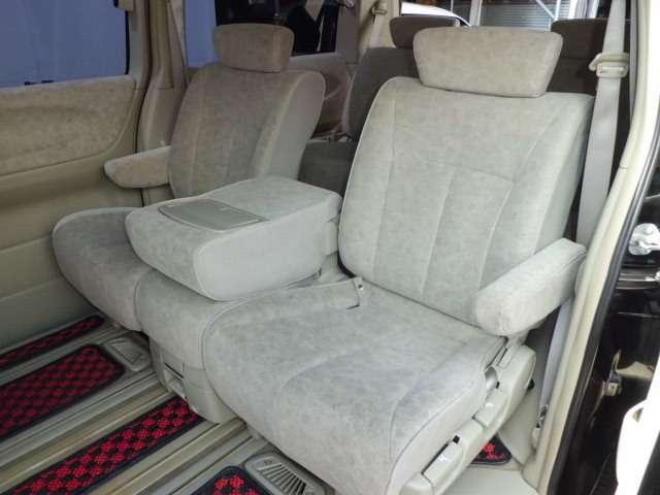 エルグランド3.5 V 70th-II 4WD 5Dr