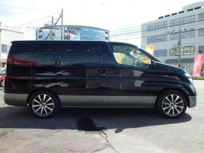 エルグランド3.5 V 70th-II 4WD 5Dr