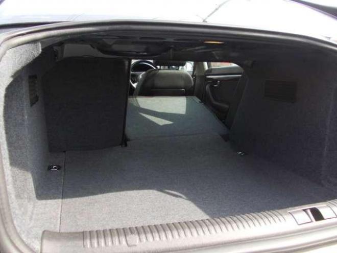 アウディA4 1.8T クワトロ 4WD 4SD