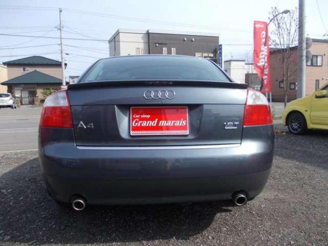 アウディA4 1.8T クワトロ 4WD 4SD