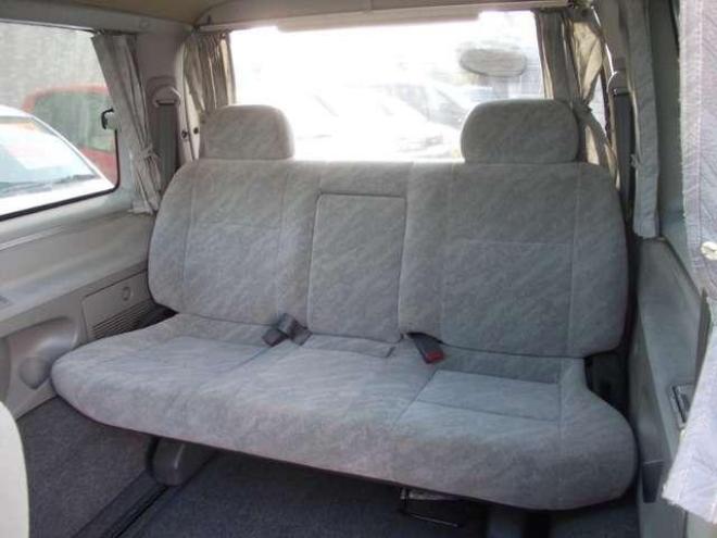 ハイエースレジアス 2.7 4WD 4Dr