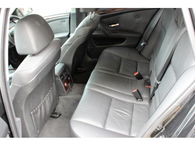 BMW525iツーリング　ハイライン 2500 5Dr