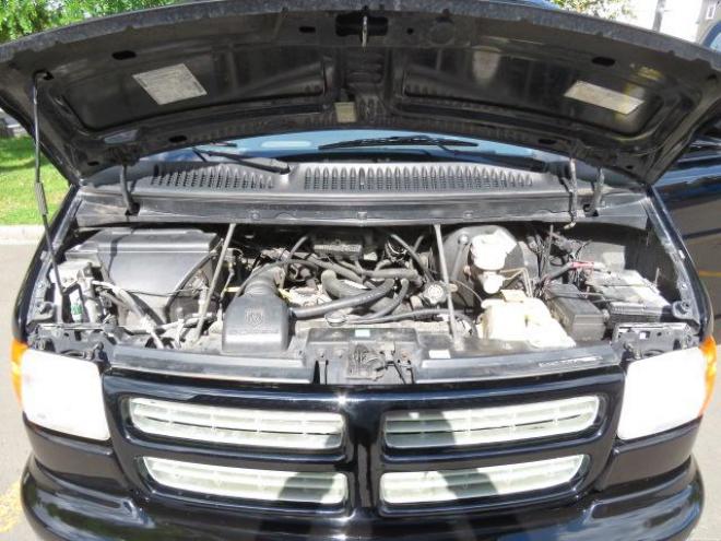 ダッジラムバン　ショーティー 5200 4Dr