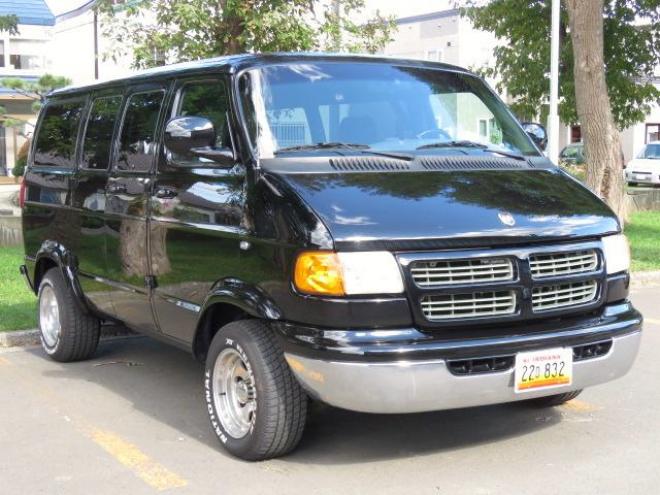 ダッジラムバン　ショーティー 5200 4Dr
