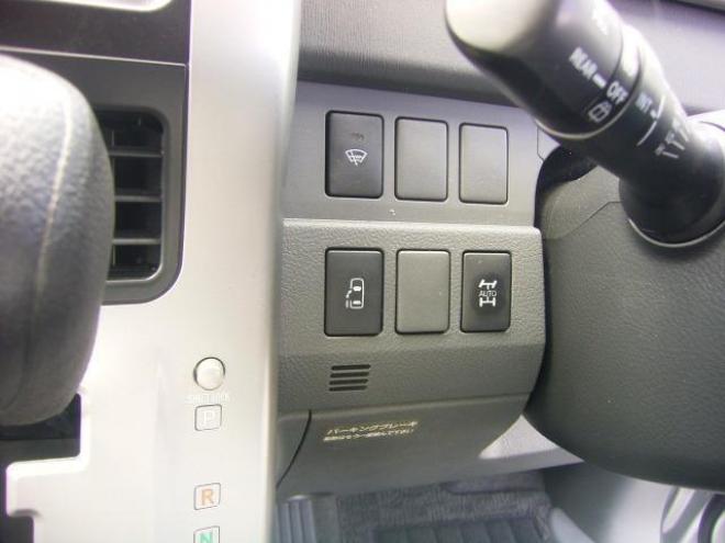 ノアX Lセレクション 4WD ワンオーナー 2000 5Dr