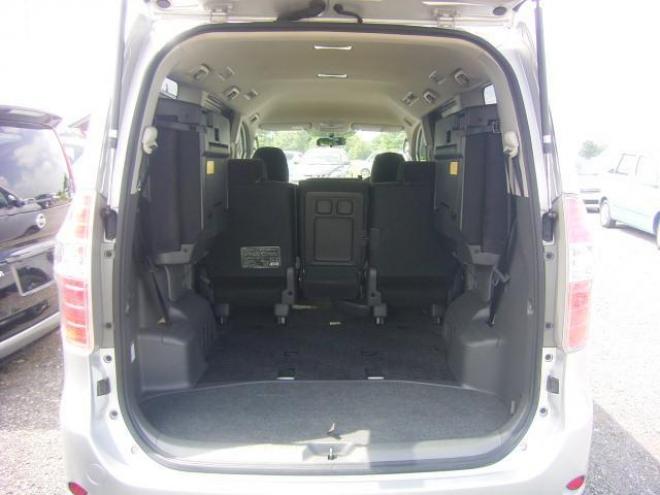 ノアX Lセレクション 4WD ワンオーナー 2000 5Dr