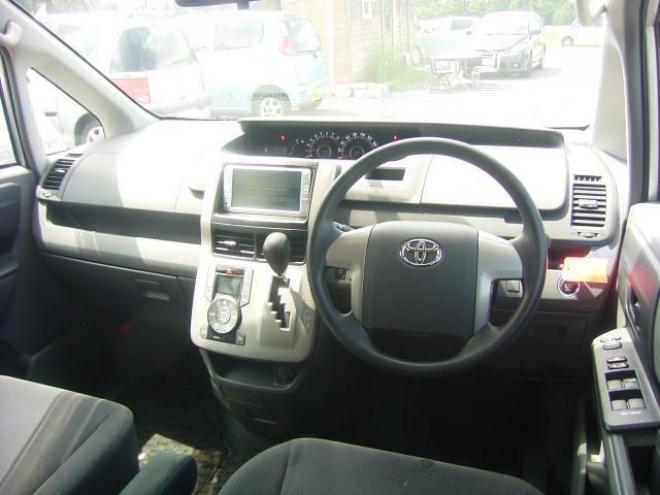 ノアX Lセレクション 4WD ワンオーナー 2000 5Dr